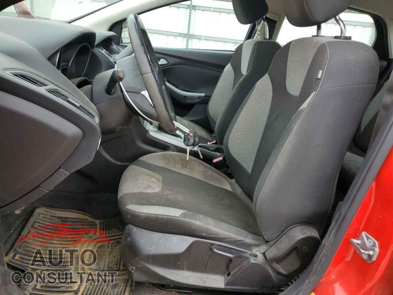 FORD FOCUS 2012 - 1FAHP3F26CL151507