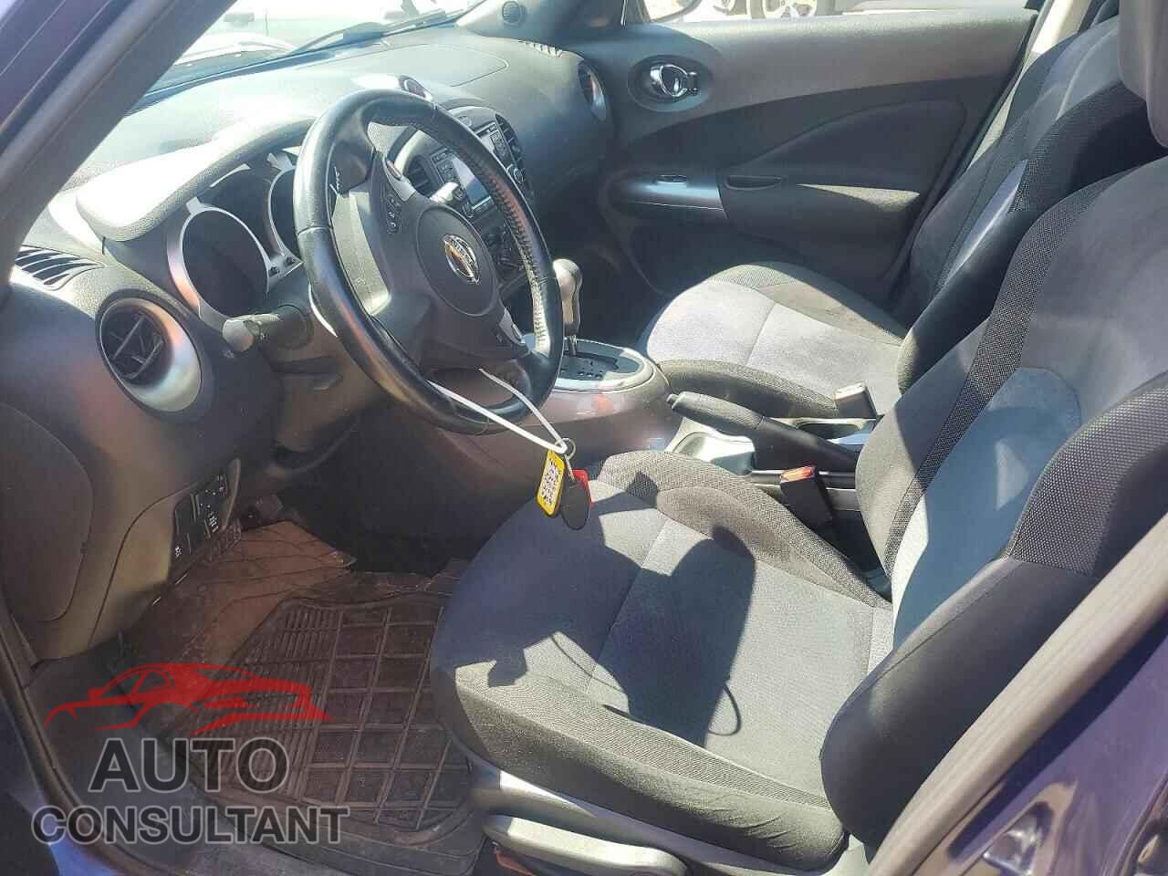 NISSAN JUKE 2015 - JN8AF5MV3FT562086