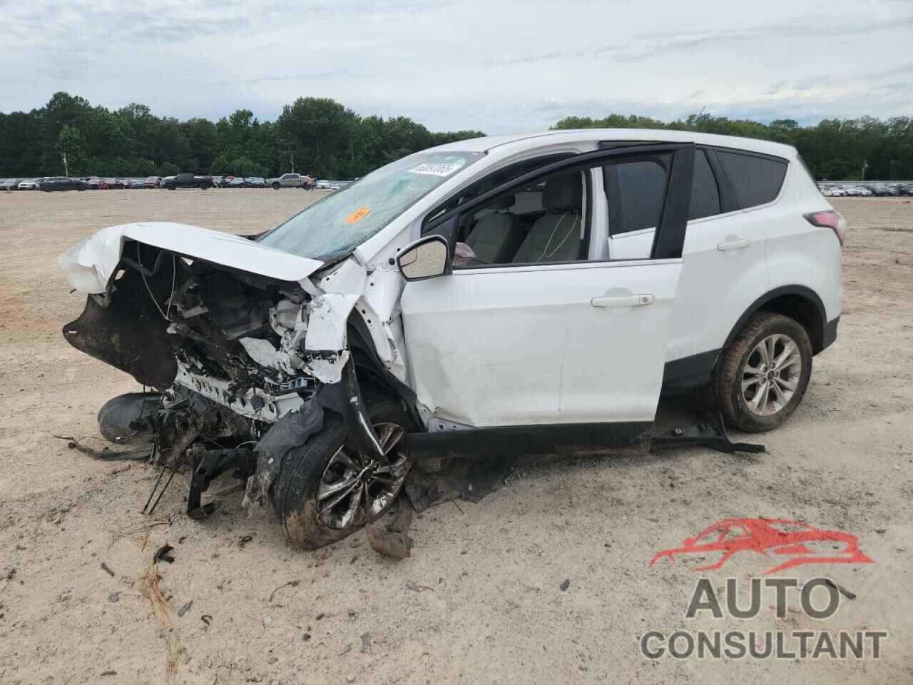 FORD ESCAPE 2017 - 1FMCU9GD6HUB45736