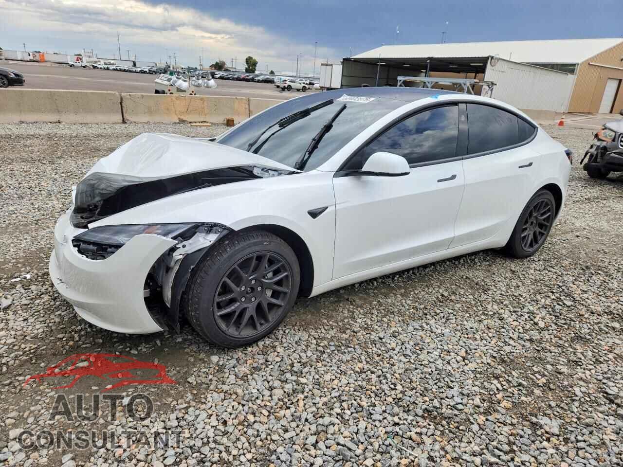 TESLA MODEL 3 2024 - 5YJ3E1EB0RF814128