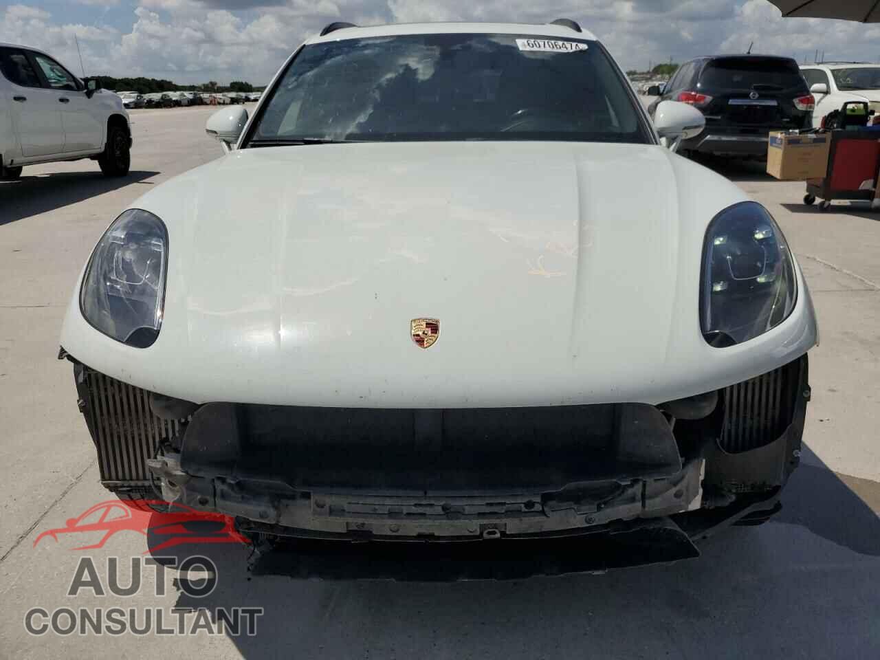 PORSCHE MACAN 2017 - WP1AG2A54HLB52782