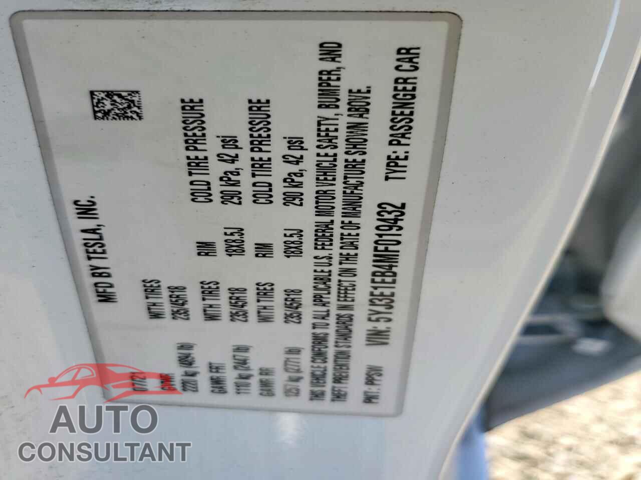 TESLA MODEL 3 2021 - 5YJ3E1EB4MF019432
