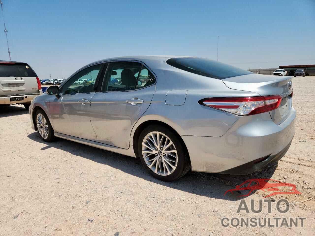 TOYOTA CAMRY 2018 - 4T1B21HK5JU008793