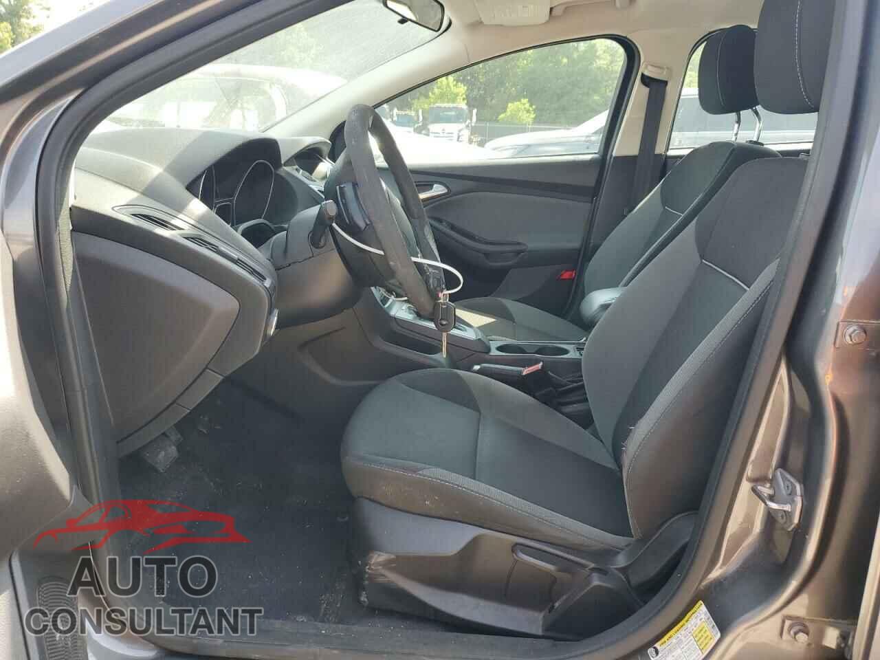 FORD FOCUS 2012 - 1FAHP3F21CL183104