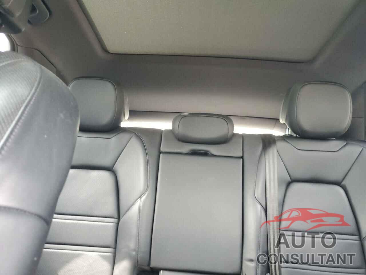 PORSCHE CAYENNE 2020 - WP1AE2AY4LDA23086