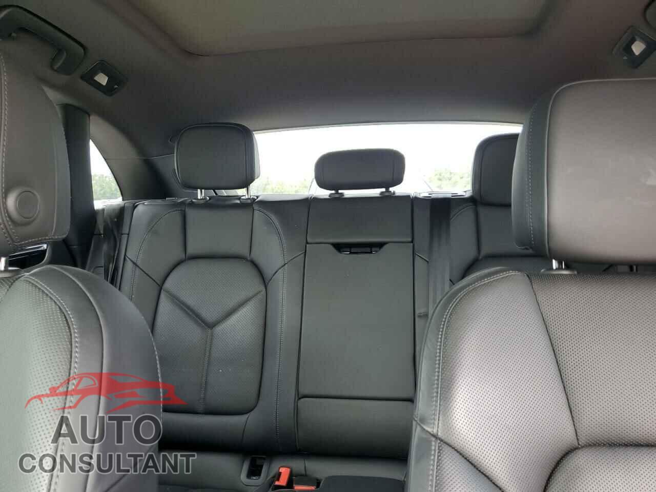 PORSCHE MACAN 2022 - WP1AG2A52NLB24300