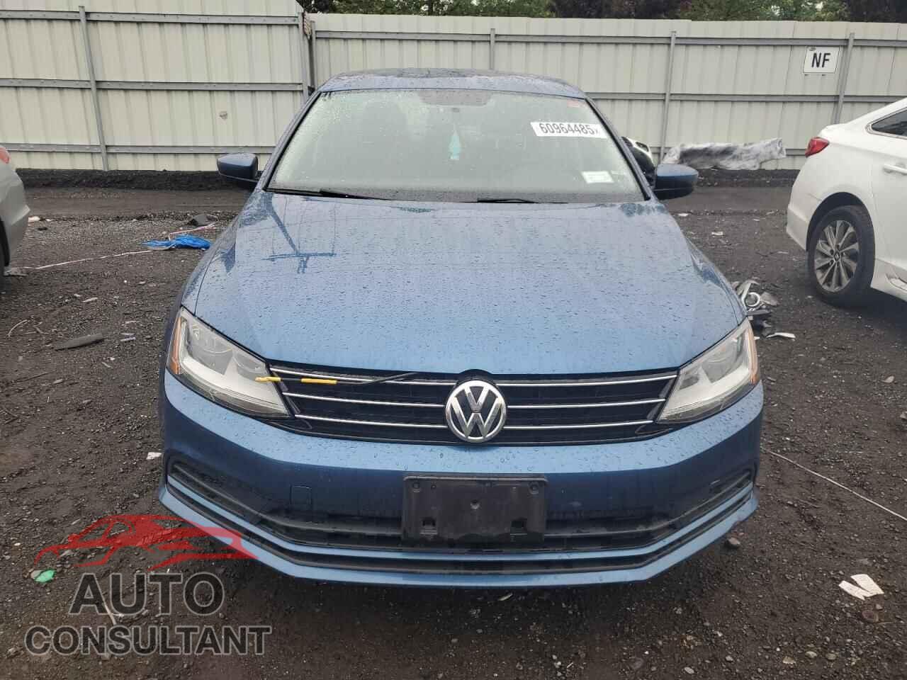 VOLKSWAGEN JETTA 2017 - 3VW2B7AJ4HM342480