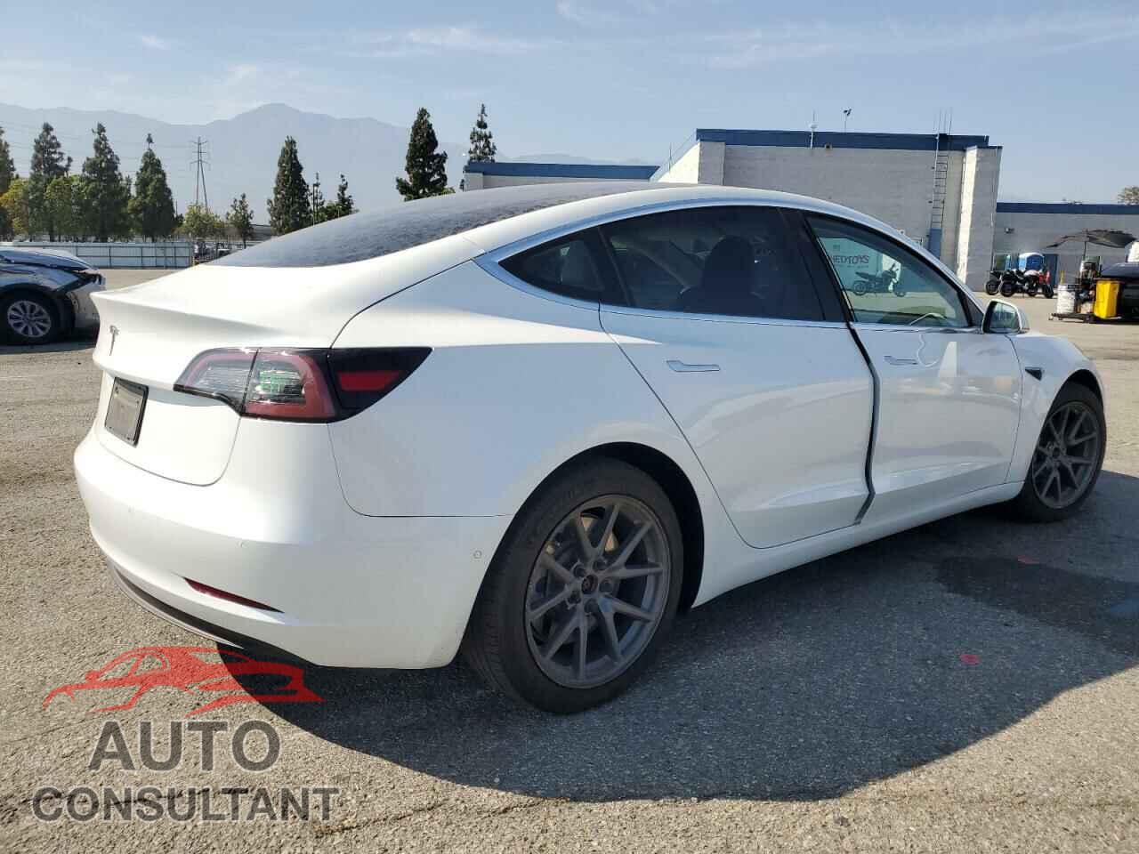 TESLA MODEL 3 2020 - 5YJ3E1EB2LF628193