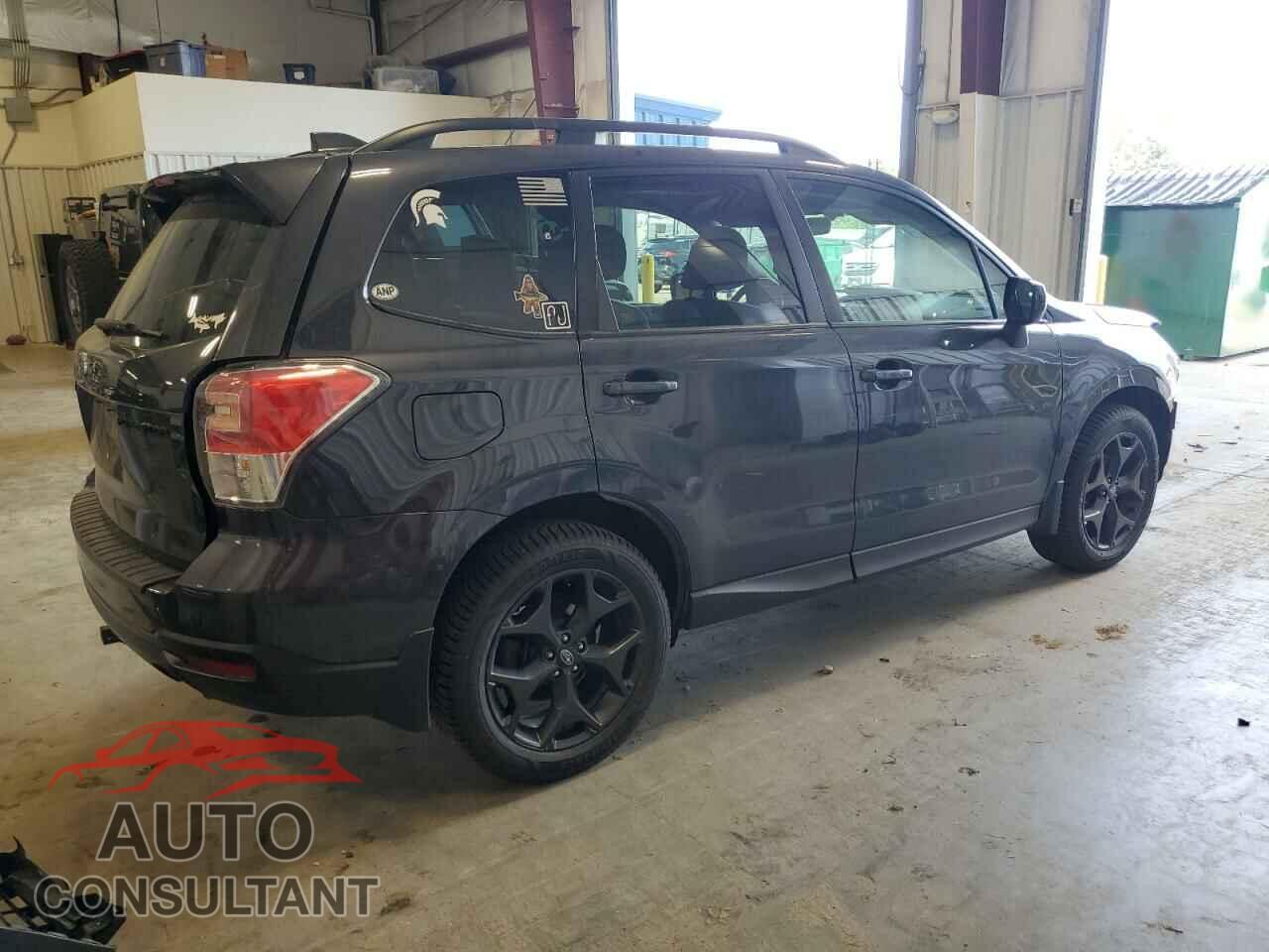 SUBARU FORESTER 2018 - JF2SJAGC3JH577413