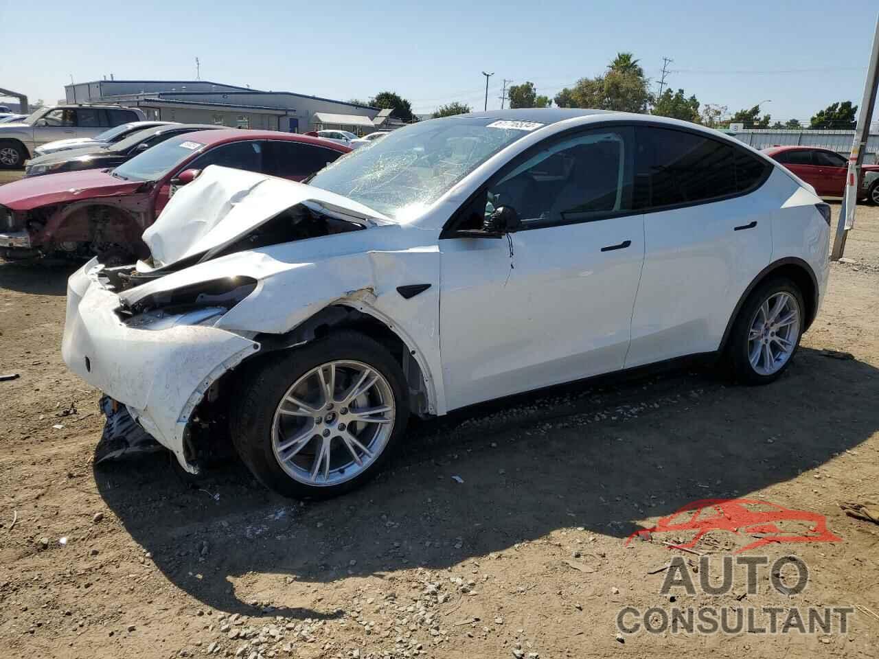 TESLA MODEL Y 2024 - 7SAYGDEE6RF088774