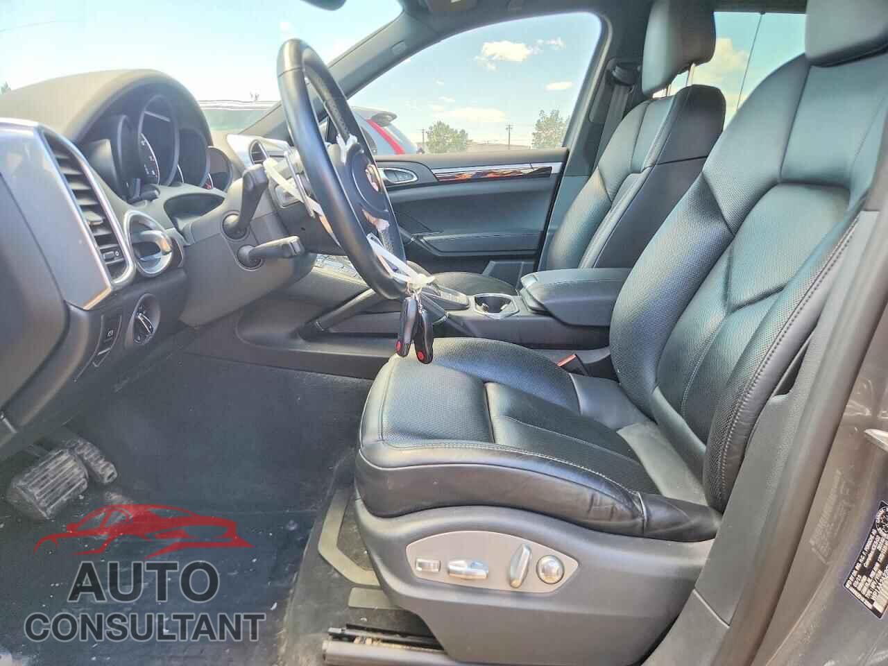 PORSCHE CAYENNE 2016 - WP1AA2A22GLA02868