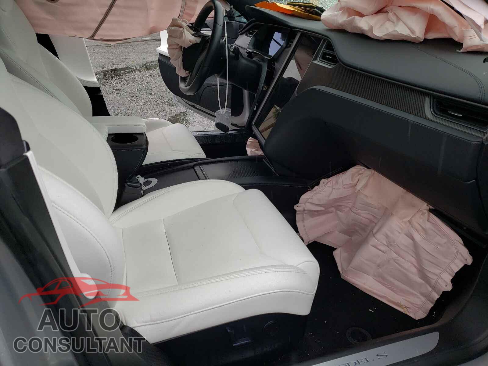 TESLA MODEL S 2018 - 5YJSA1E26JF282816