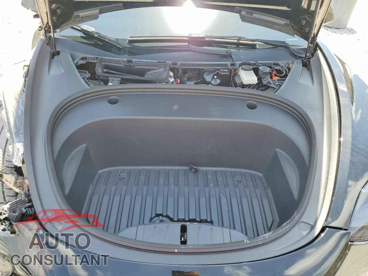 TESLA MODEL 3 2023 - 5YJ3E1EA3PF461758
