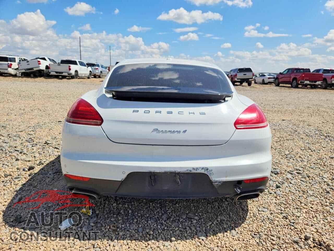 PORSCHE PANAMERA 2014 - WP0AA2A73EL008026