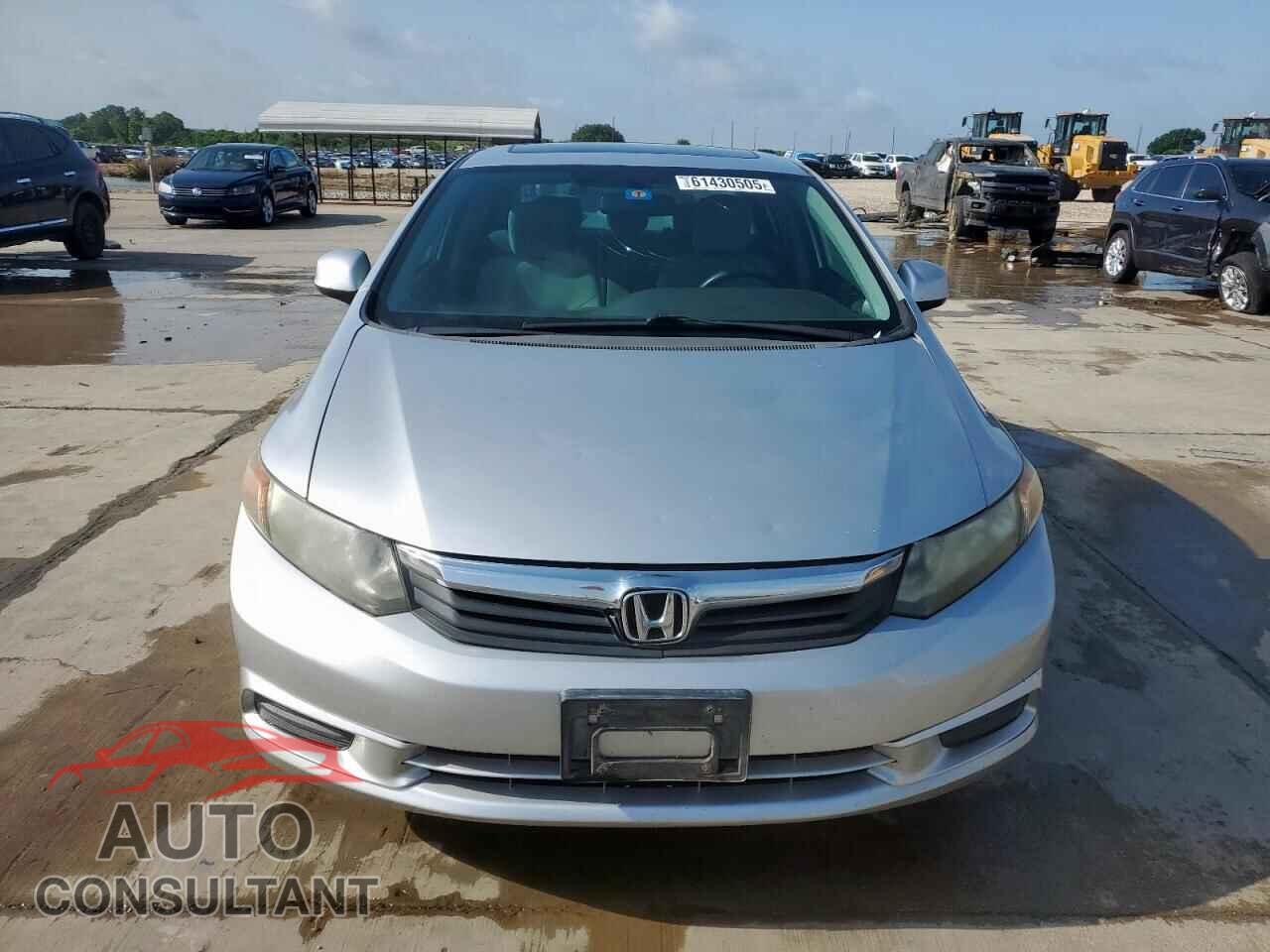 HONDA CIVIC 2012 - 19XFB2F84CE317093
