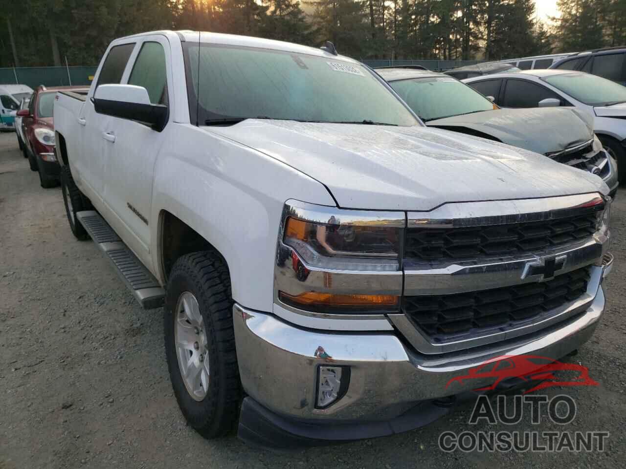 CHEVROLET SILVERADO 2018 - 3GCUKREC1JG454189