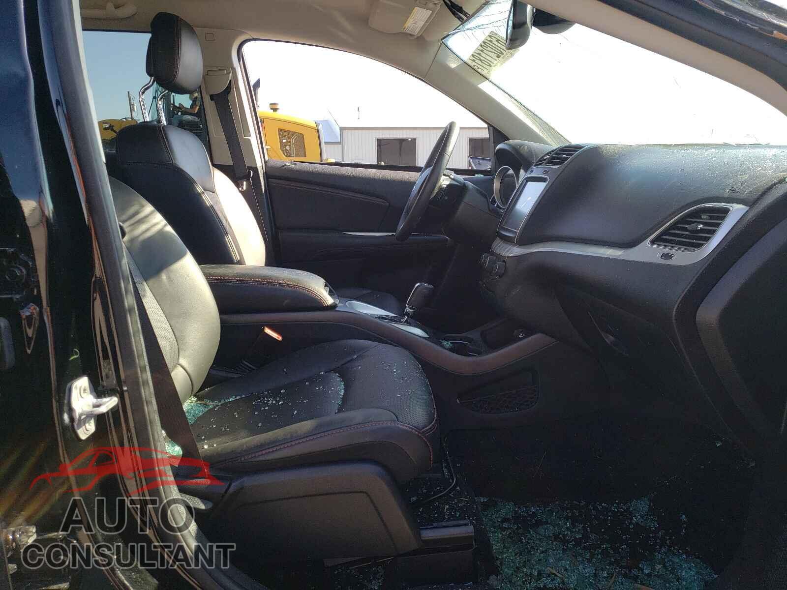 DODGE JOURNEY 2019 - 3C4PDDEG4KT720830