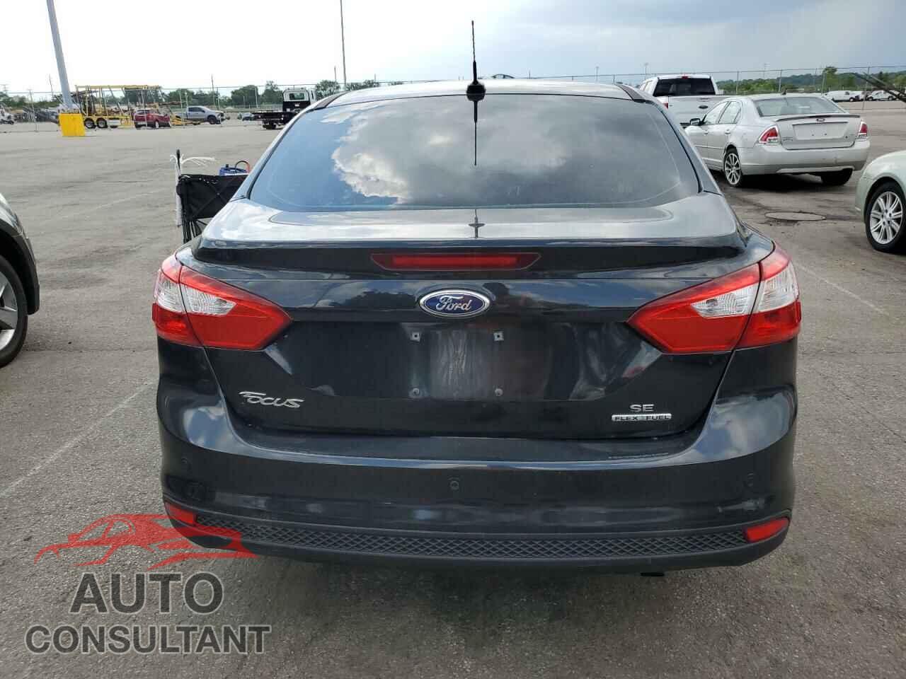 FORD FOCUS 2014 - 1FADP3F2XEL206154