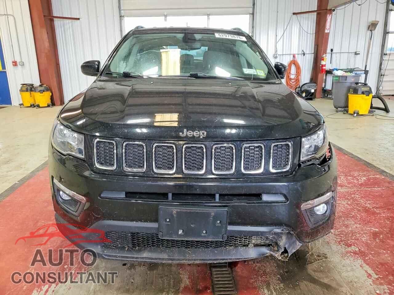 JEEP COMPASS 2020 - 3C4NJDBB0LT112393