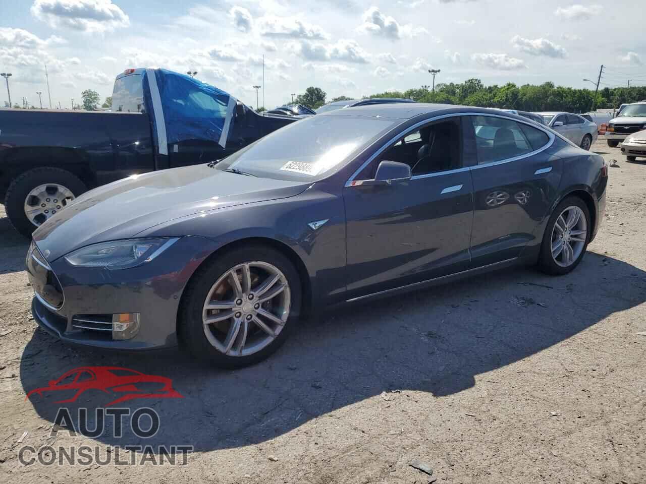 TESLA MODEL S 2015 - 5YJSA1E29FF093889