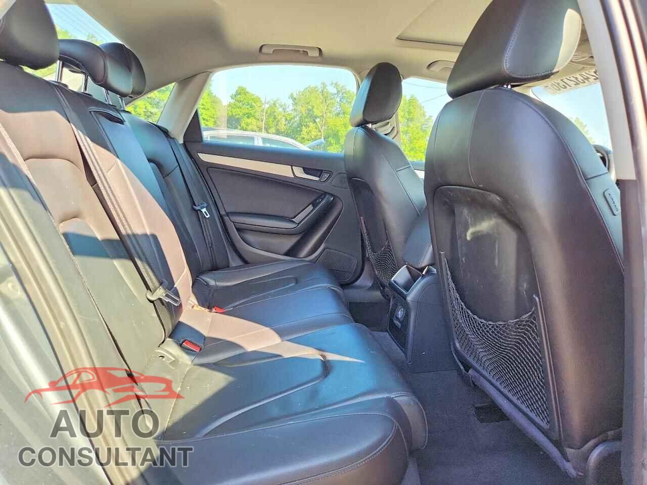 AUDI A4 2013 - WAUBFAFL0DN041362