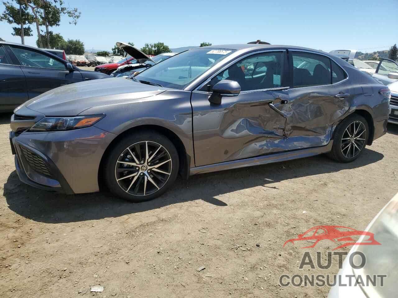 TOYOTA CAMRY 2024 - 4T1T11AKXRU858710