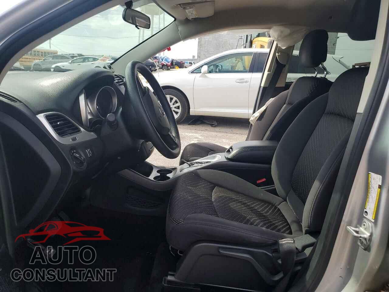 DODGE JOURNEY 2012 - 3C4PDCBGXCT368613