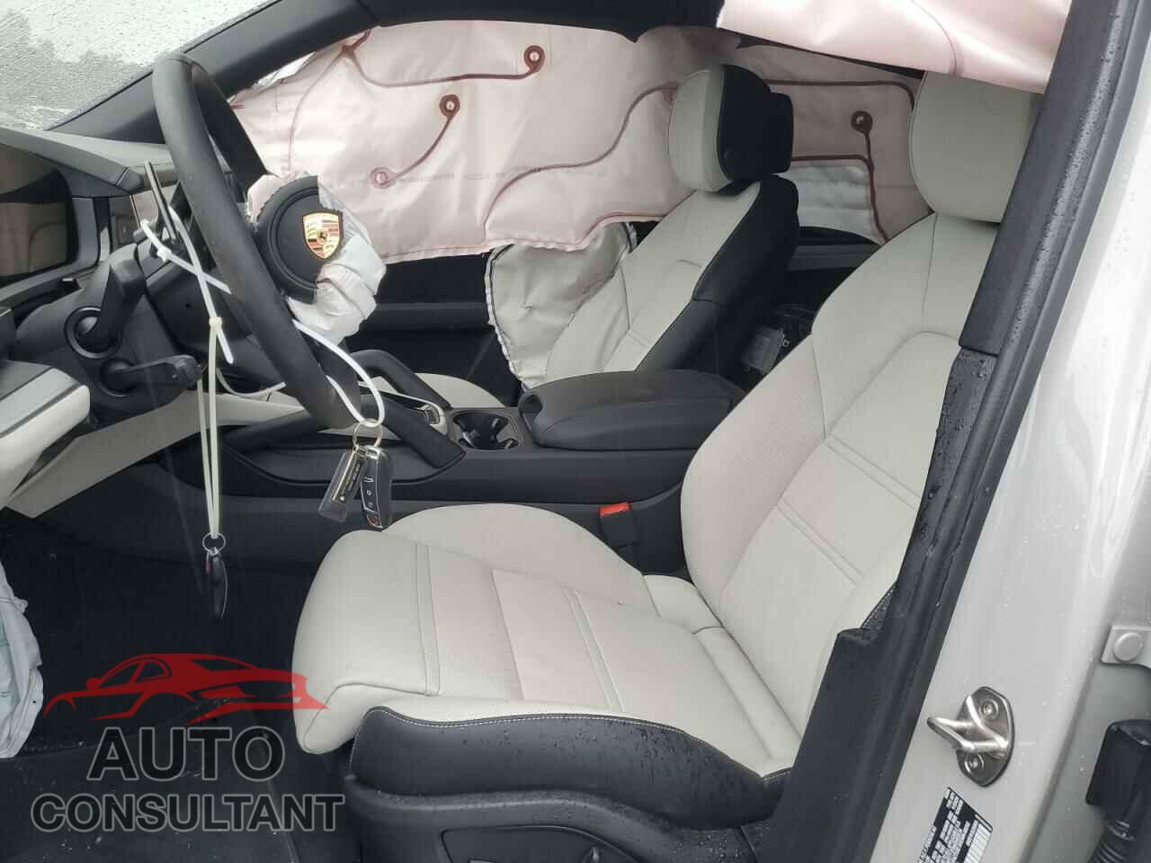 PORSCHE CAYENNE 2024 - WP1AA2AY4RDA10598