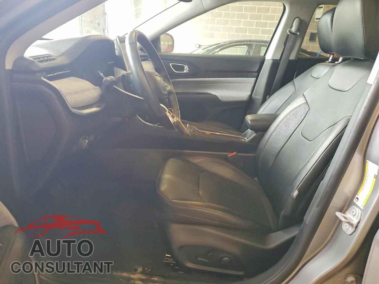 JEEP COMPASS 2022 - 3C4NJDFB2NT208202