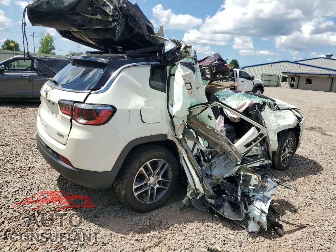 JEEP COMPASS 2020 - 3C4NJDBB7LT133418