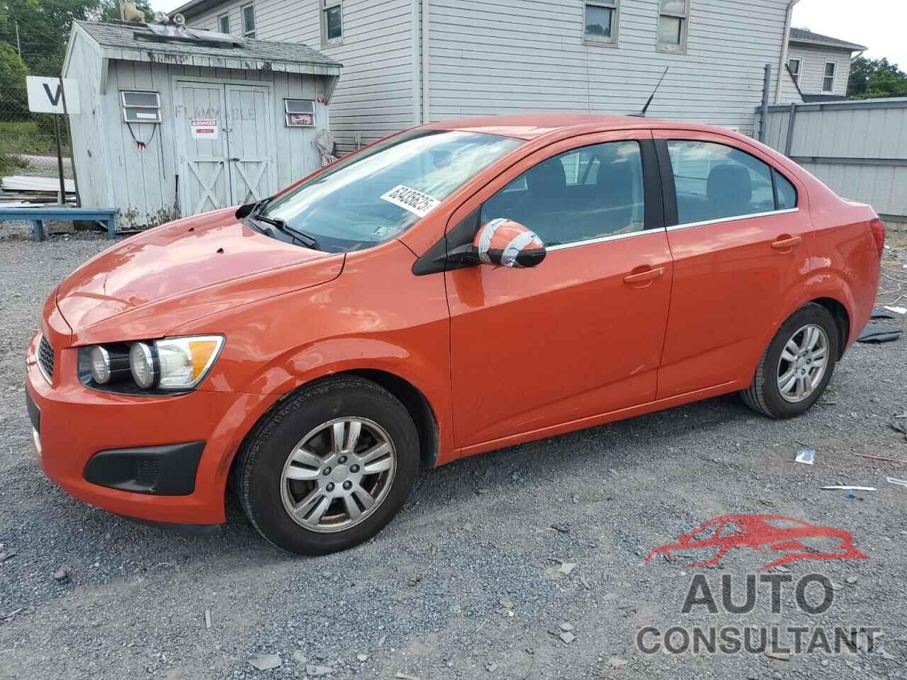 CHEVROLET SONIC 2013 - 1G1JC5SH4D4201211