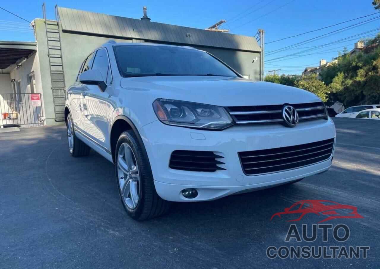 VOLKSWAGEN TOUAREG 2014 - WVGEF9BP7ED003332