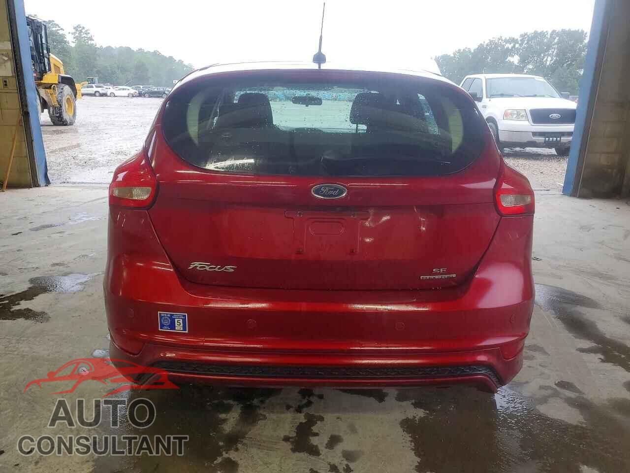 FORD FOCUS 2015 - 1FADP3K26FL251437
