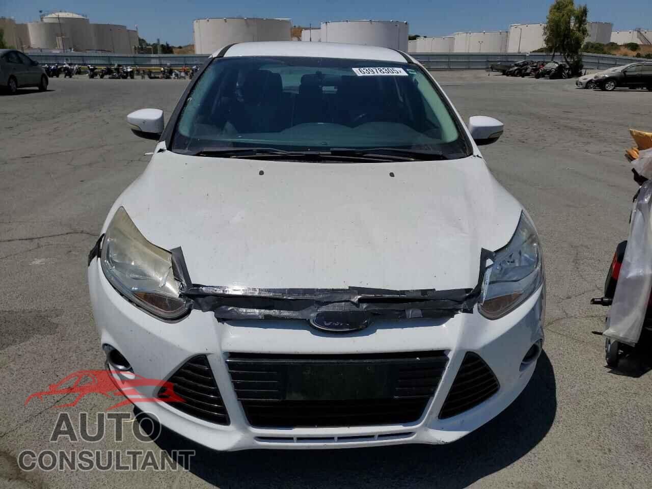 FORD FOCUS 2014 - 1FADP3K2XEL463630