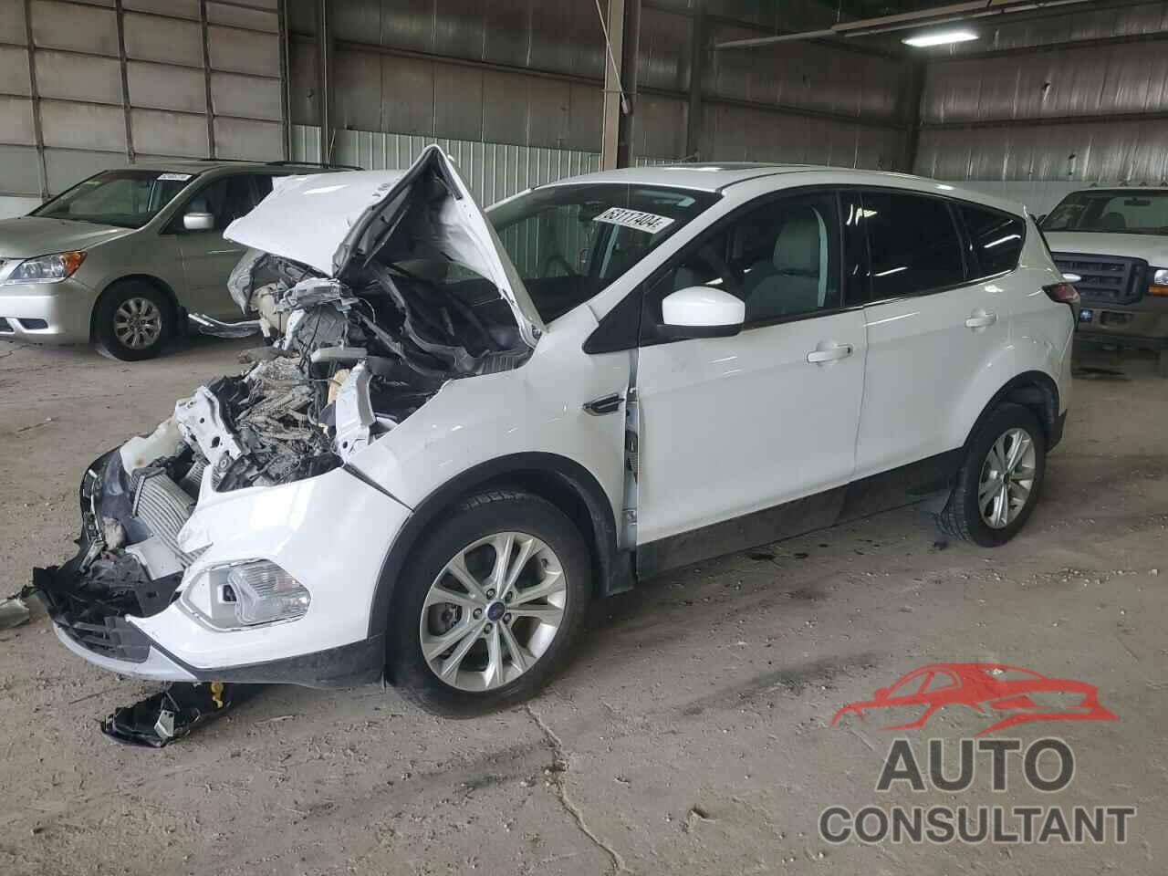 FORD ESCAPE 2017 - 1FMCU0G99HUC97226