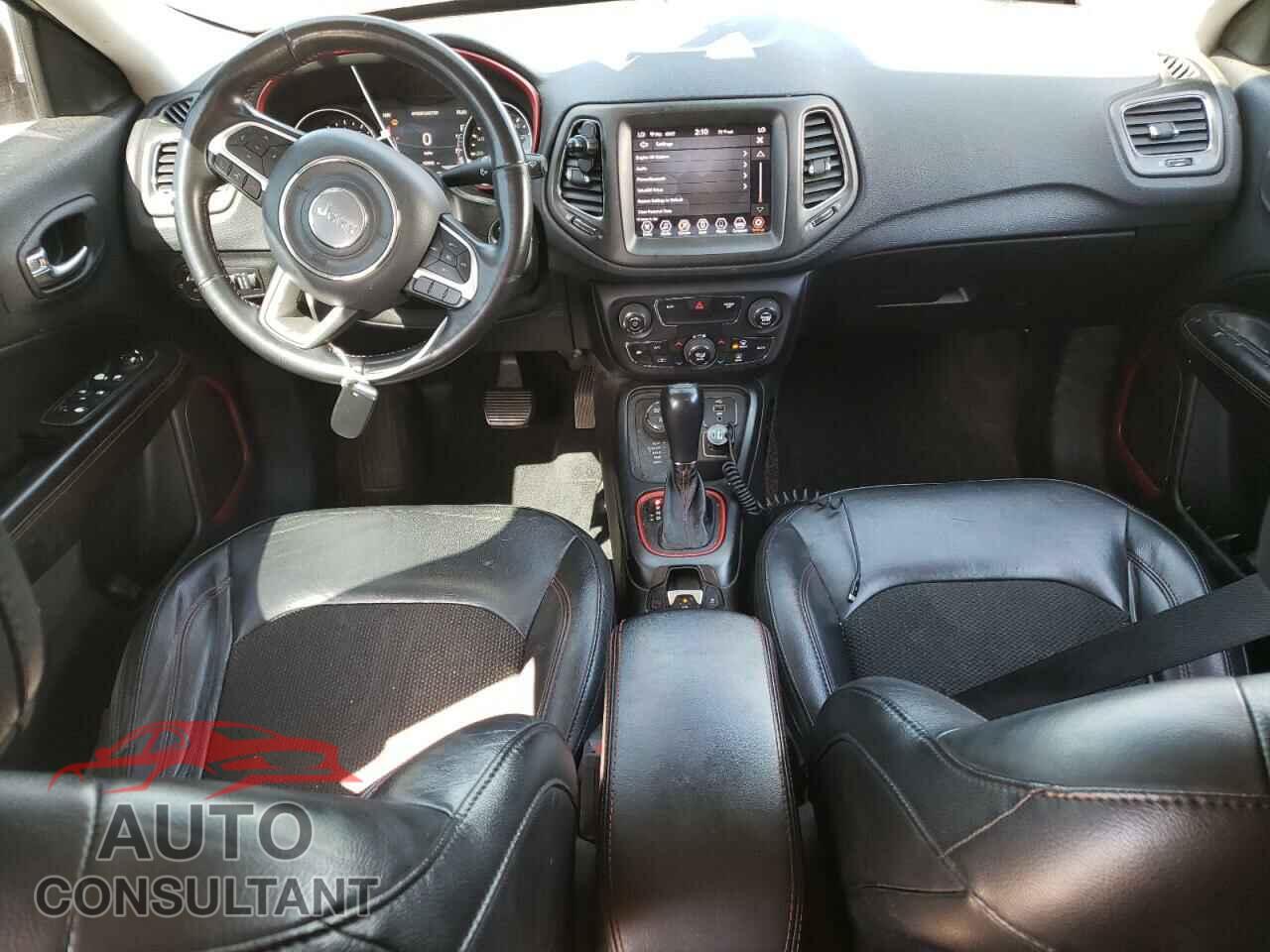 JEEP COMPASS 2019 - 3C4NJDDB7KT618198
