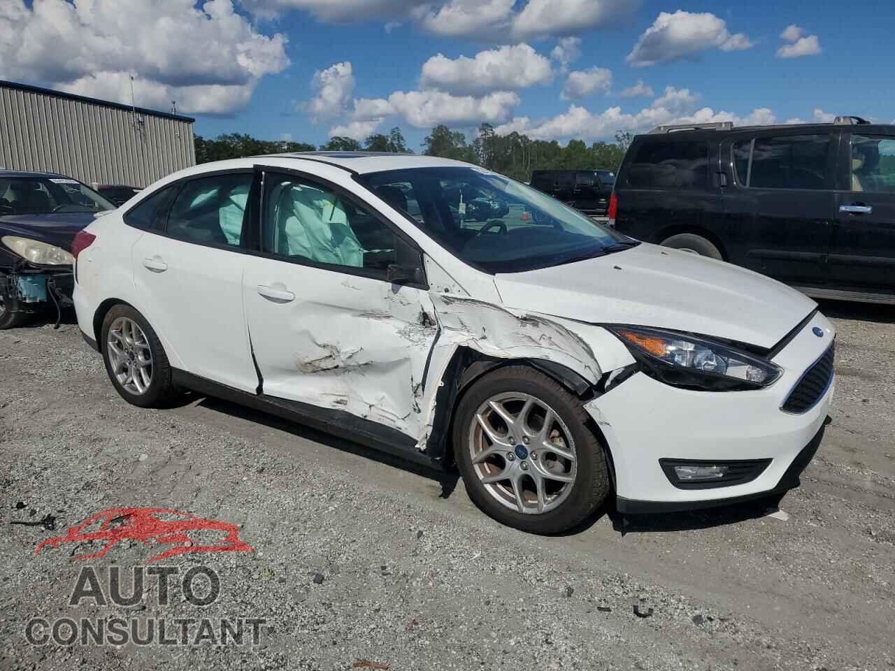 FORD FOCUS 2015 - 1FADP3F29FL277721