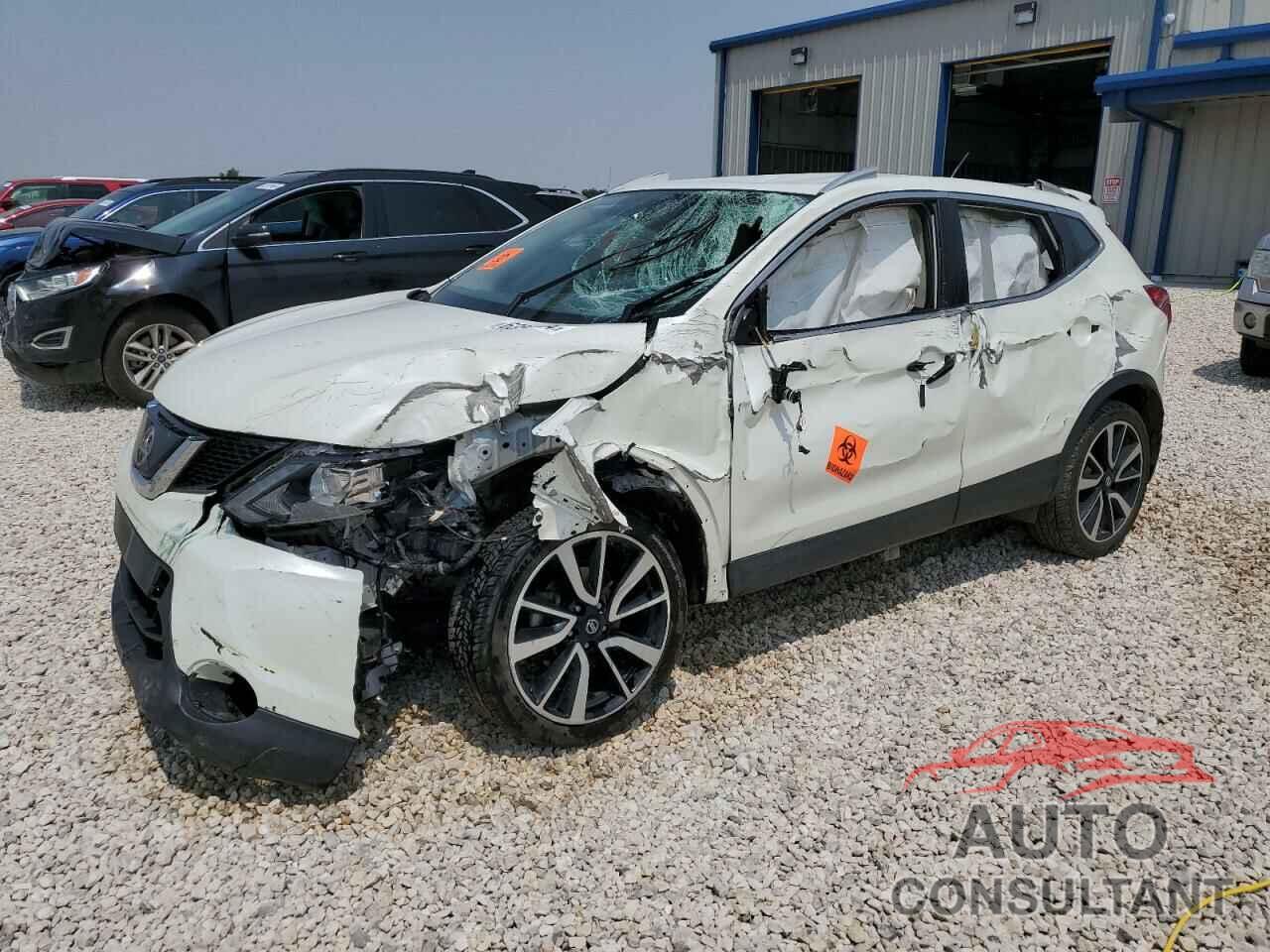 NISSAN ROGUE 2018 - JN1BJ1CRXJW289041