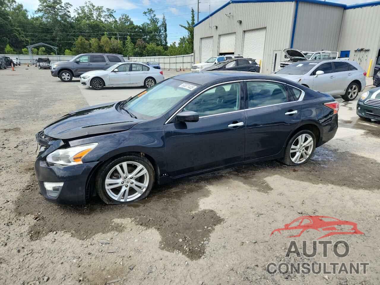 NISSAN ALTIMA 2013 - 1N4BL3AP2DN557679