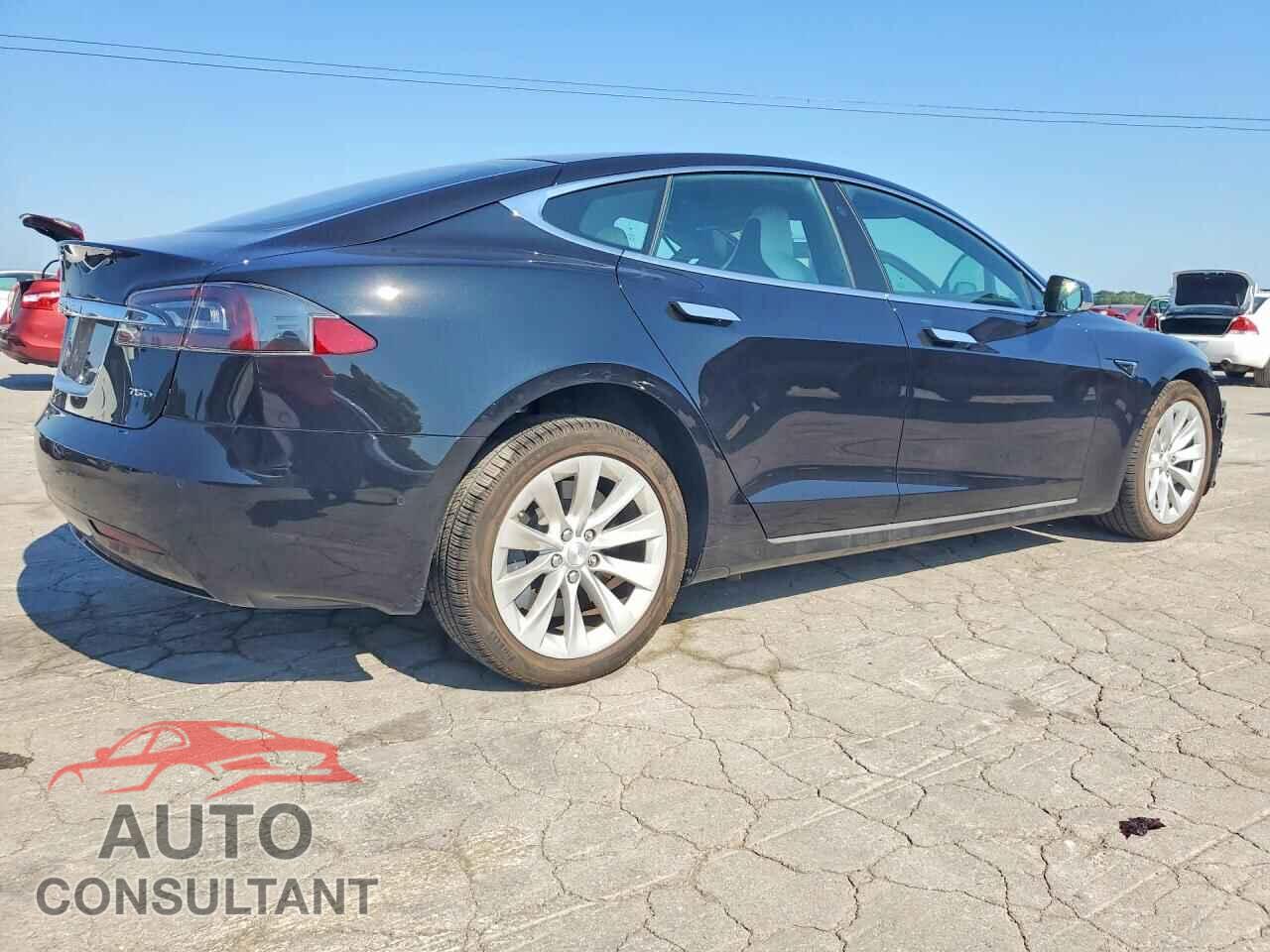 TESLA MODEL S 2018 - 5YJSA1E25JF243151