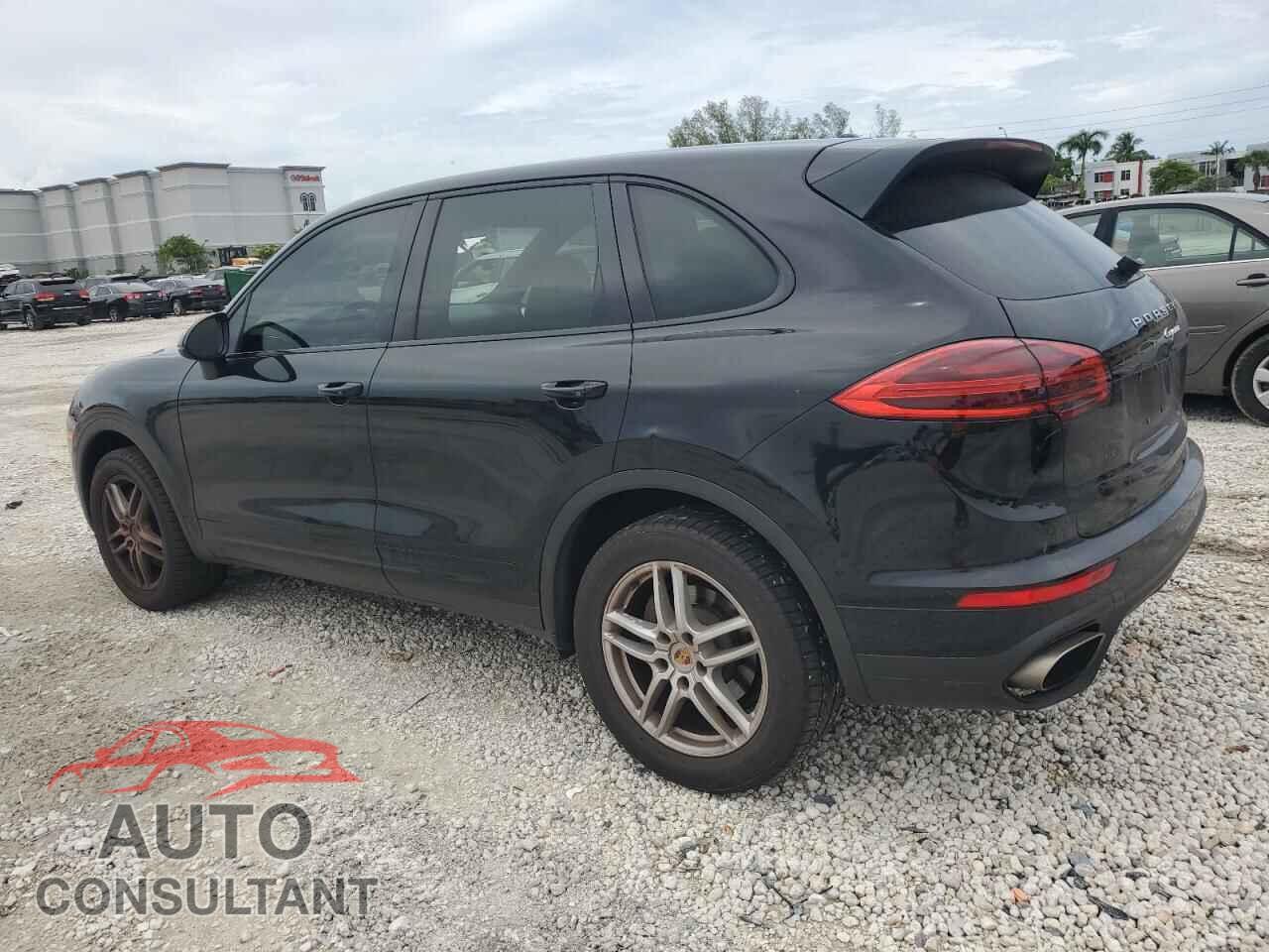PORSCHE CAYENNE 2018 - WP1AA2A21JKA00610