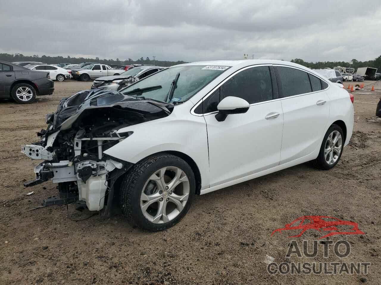 CHEVROLET CRUZE 2018 - 1G1BF5SM0J7232622