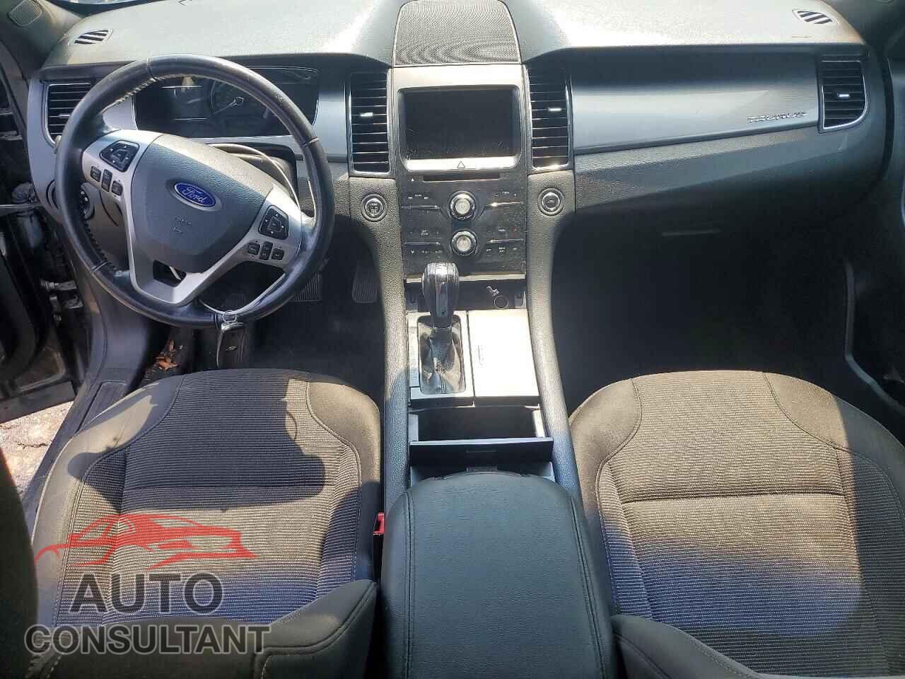 FORD TAURUS 2015 - 1FAHP2E84FG208879