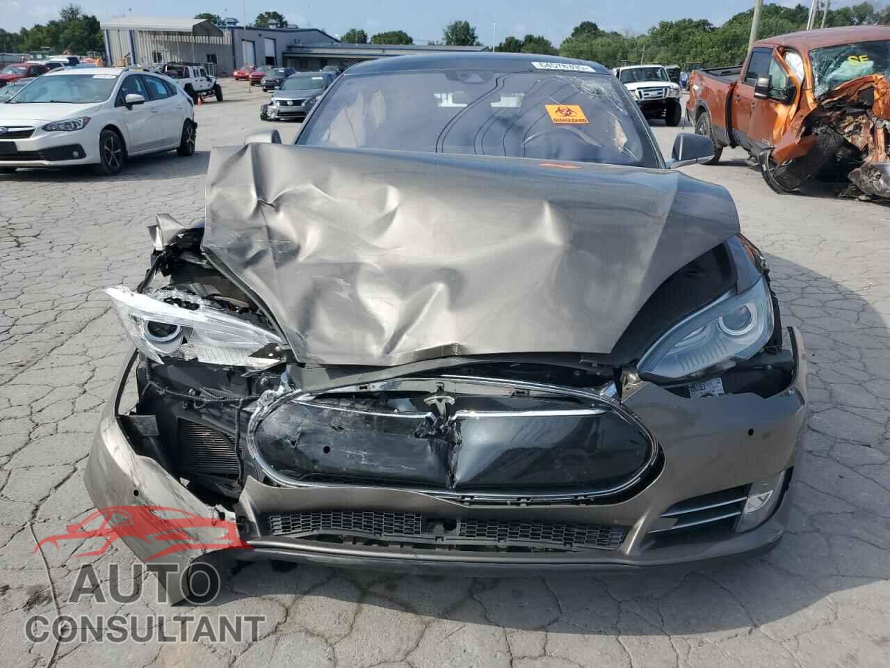 TESLA MODEL S 2016 - 5YJSA1E21GF127874
