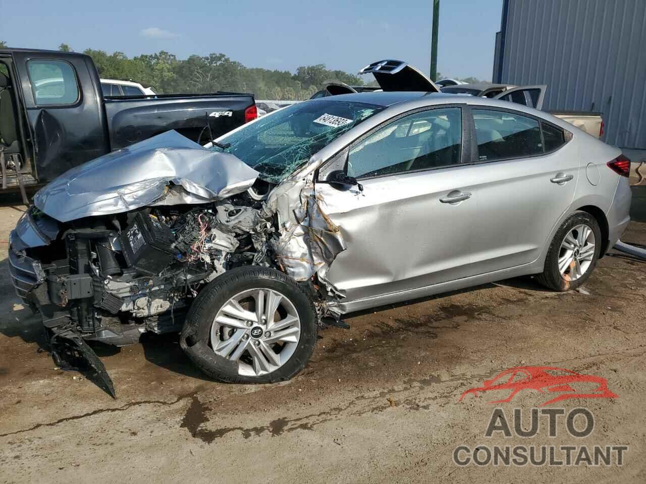 HYUNDAI ELANTRA 2020 - 5NPD84LF5LH605222