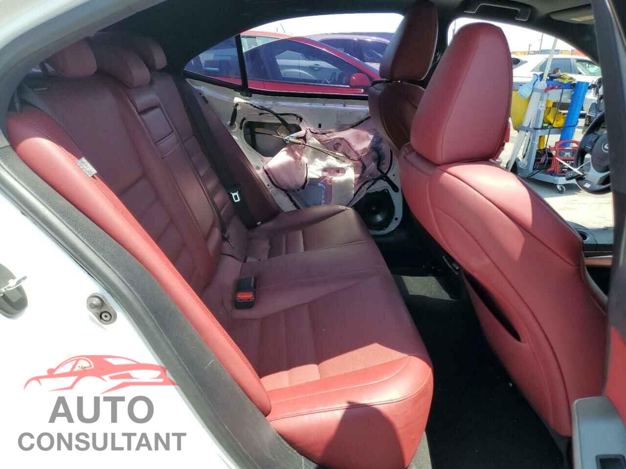 LEXUS IS 2018 - JTHBA1D28J5071800