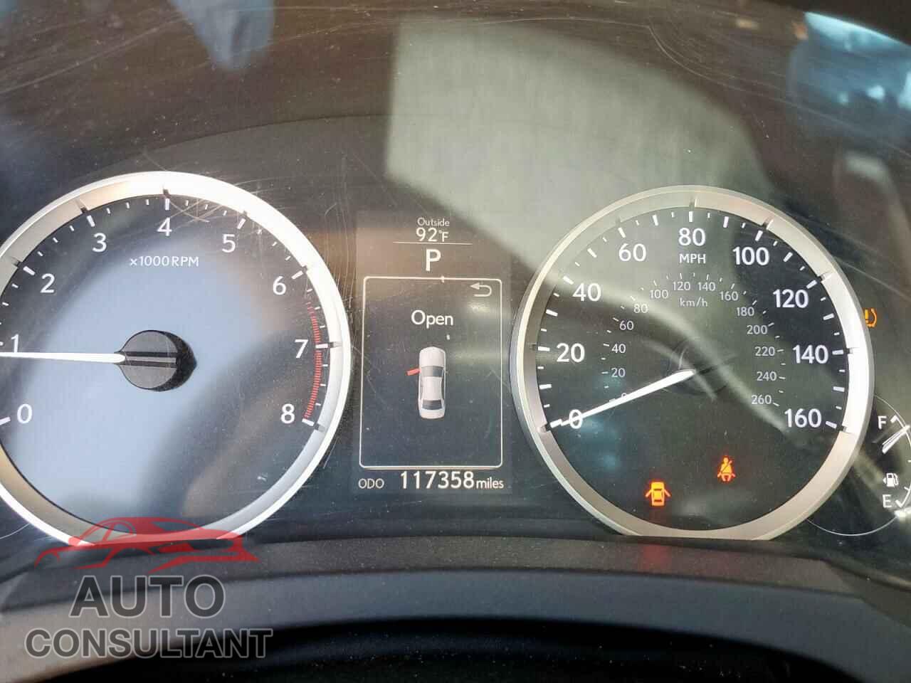 LEXUS IS 2014 - JTHBF1D22E5036144