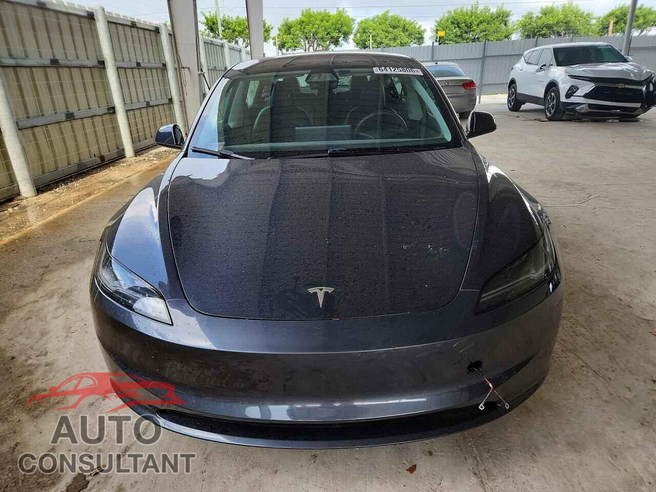 TESLA MODEL 3 2025 - 5YJ3E1EA8SF970236