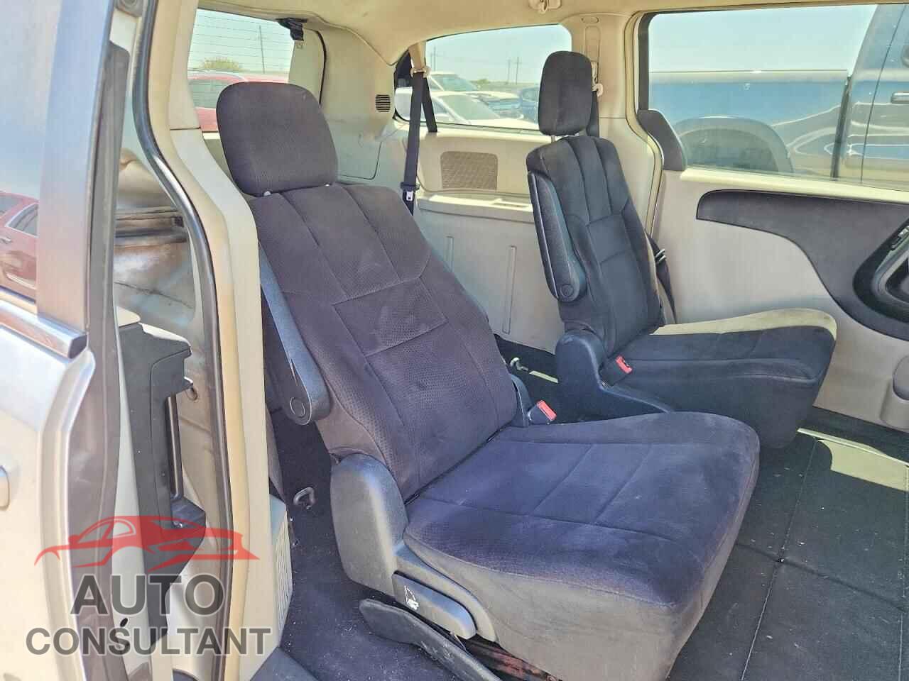 DODGE CARAVAN 2011 - 2D4RN5DG4BR720670