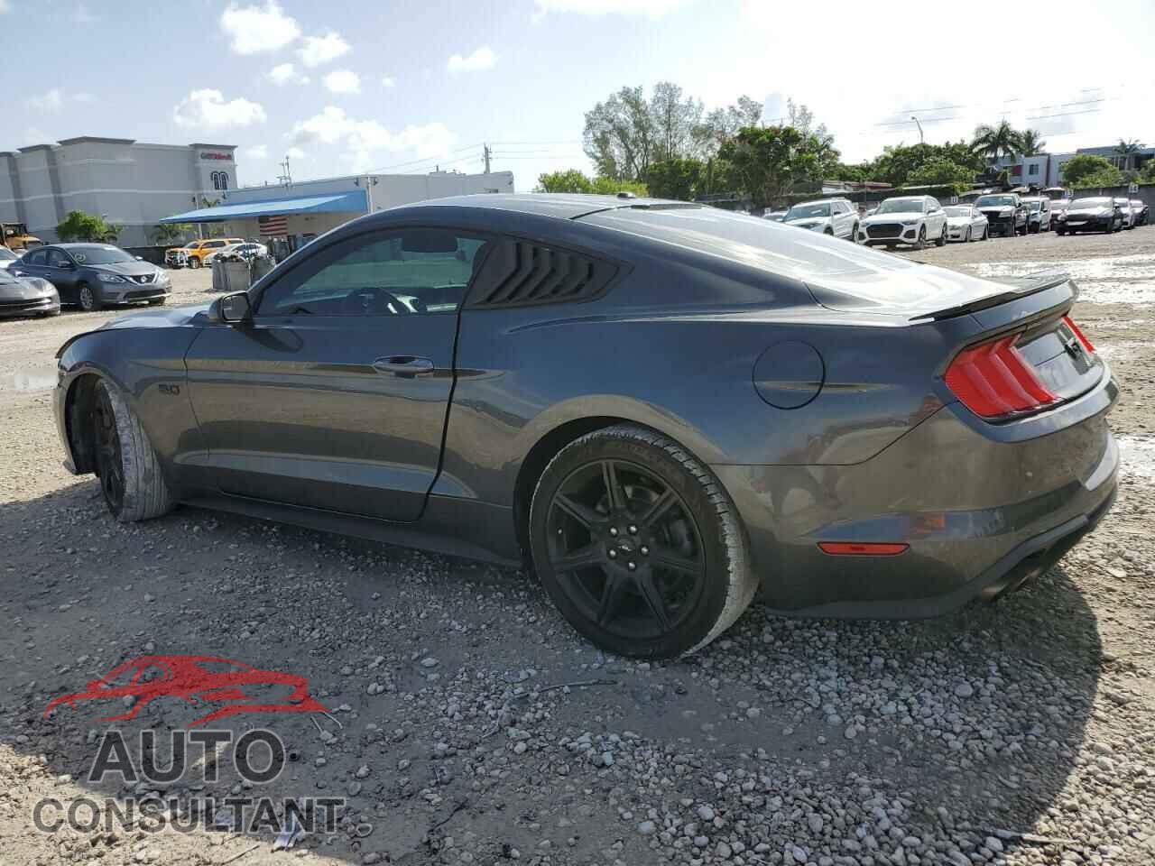 FORD MUSTANG 2020 - 1FA6P8CF7L5123294